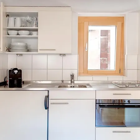 Cabana Apartments צרמט